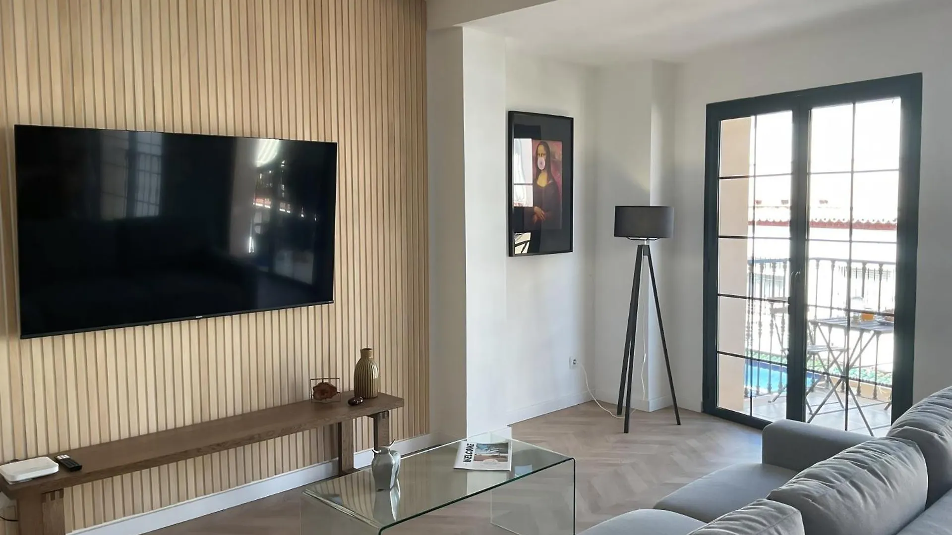 House Of Maximus - High Standing - Centre 90M2 Διαμέρισμα Τορρεμολίνος